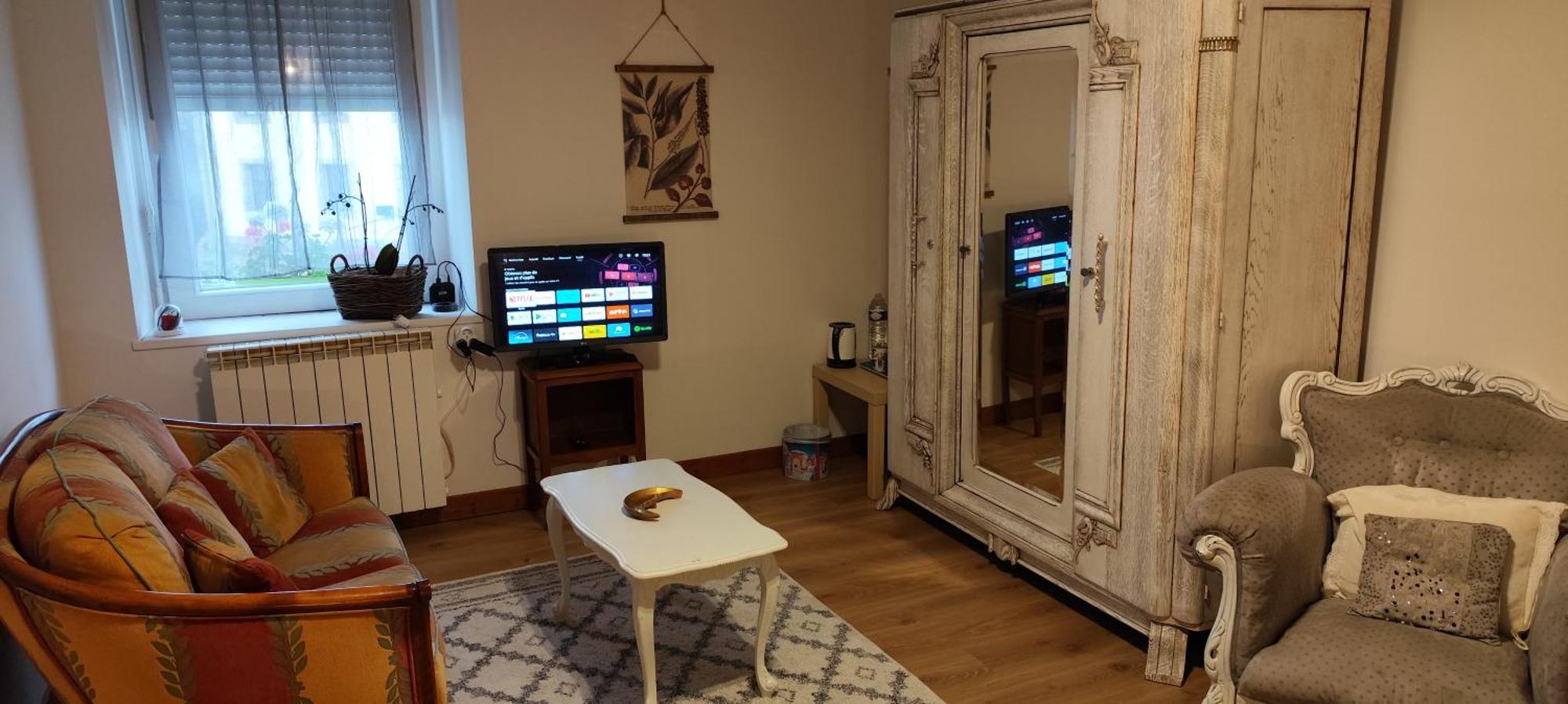 Chez Merlyn Locarn Екстер'єр фото